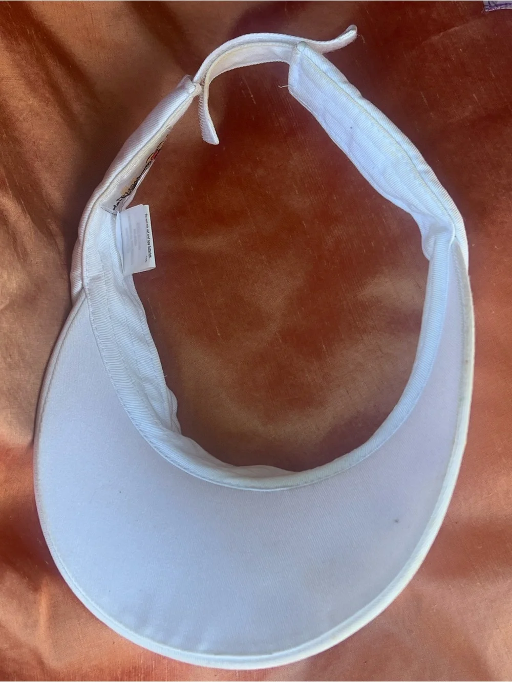 Disney White magic kingdom Visor — 2005 Mickey Characters Disney world